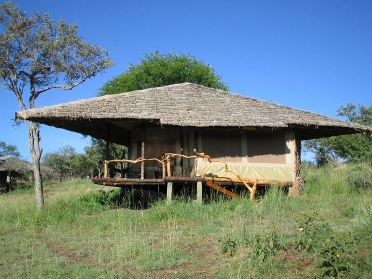 Mbalageti Serengeti Quarto foto